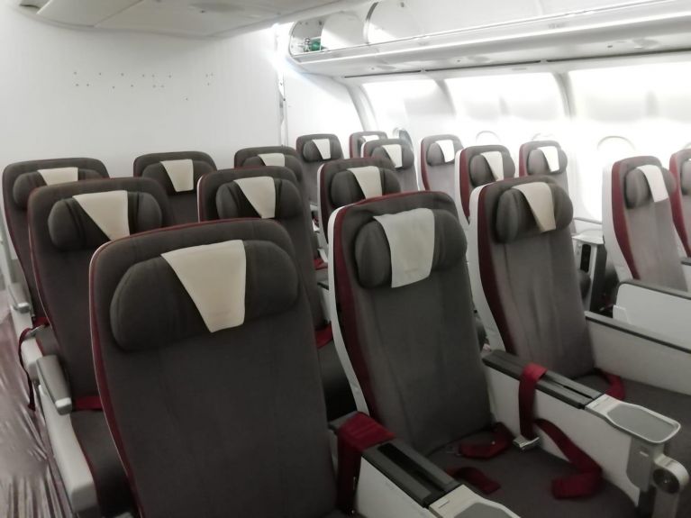 o250719_aircraft-seats_airbus-a330-a340-family_recaro_3510ky99-main