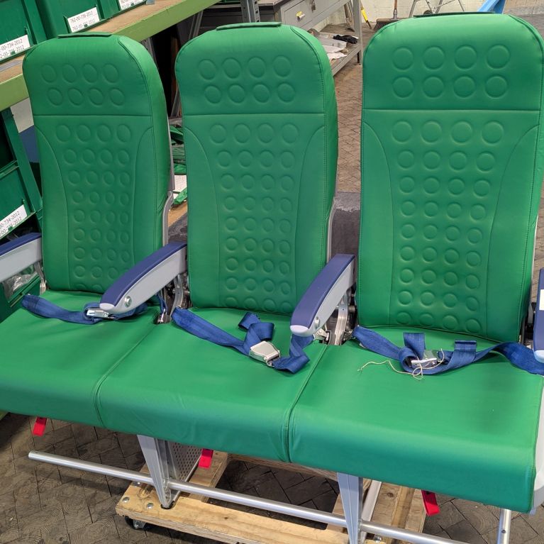 o250699_aircraft-seats_boeing-737-family_recaro_3510a393-main