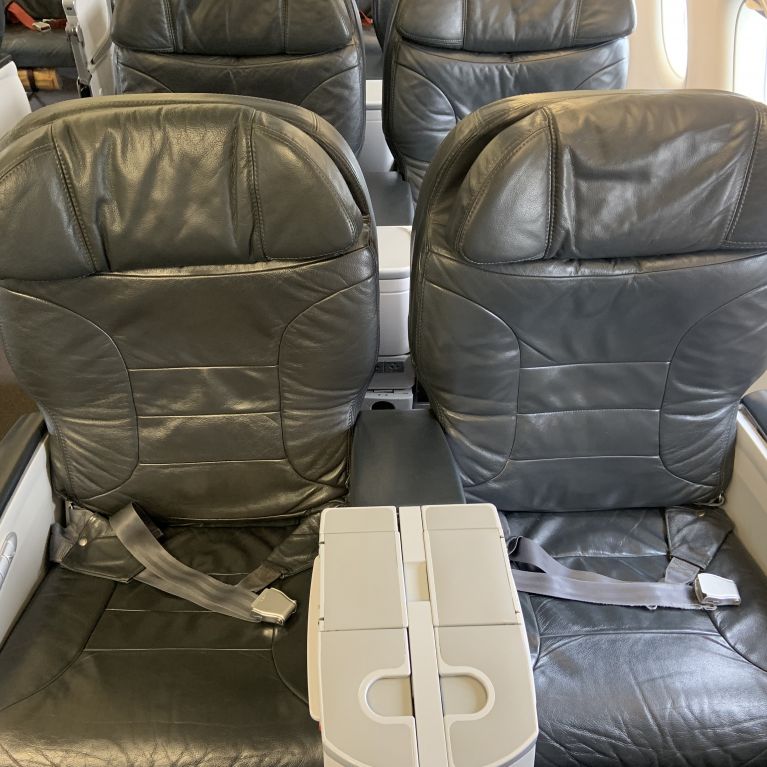 o250695_aircraft-seats_airbus-a320-family_safran_weber-7070-main