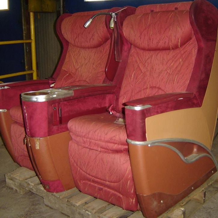 o160152_aircraft-seats_airbus-a330-a340-family_contour_m20206-001-main