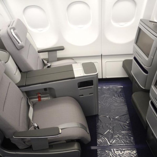o190354_aircraft-seats_airbus-a330-a340-family_b-e-aerospace_diamond-main