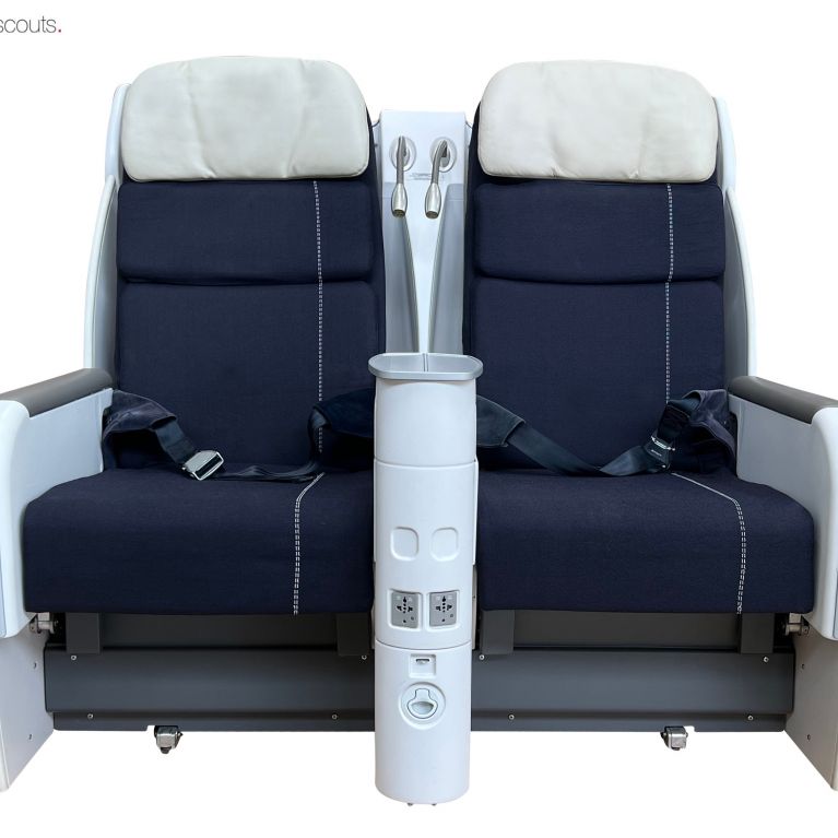 o250667_aircraft-seats_airbus-a330-a340-family_b-e-aerospace_minipod-1012626-main