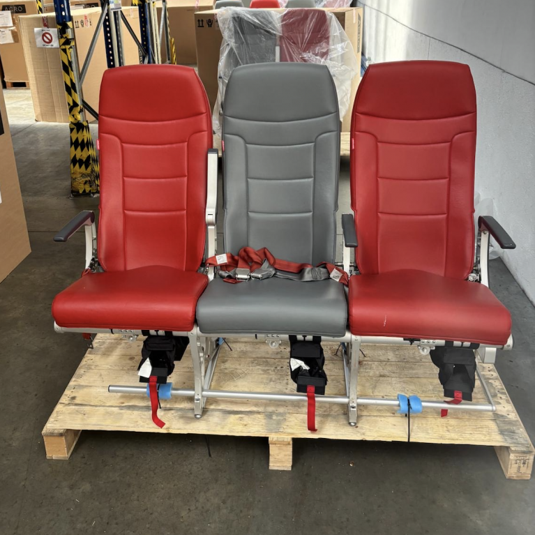 o250677_aircraft-seats_airbus-a320-family_acro_series-6-2610-main