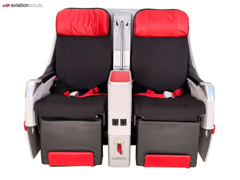 o250727_aircraft-seats_airbus-a330-a340-family_b-e-aerospace_minipod-1011555-main
