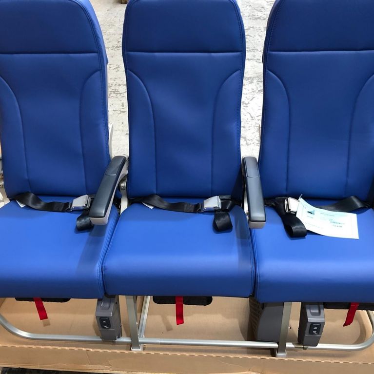 o250686_aircraft-seats_boeing-737-family_b-e-aerospace_pinnacle-1093800-main