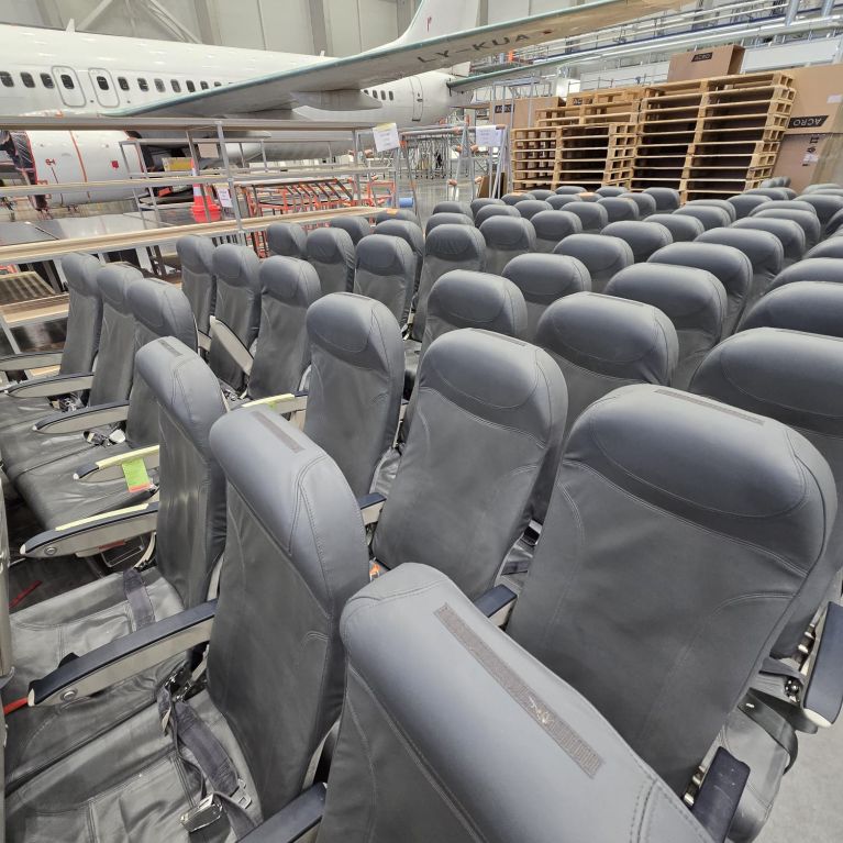 o260737_aircraft-seats_airbus-a320-family_recaro_3510a377-main