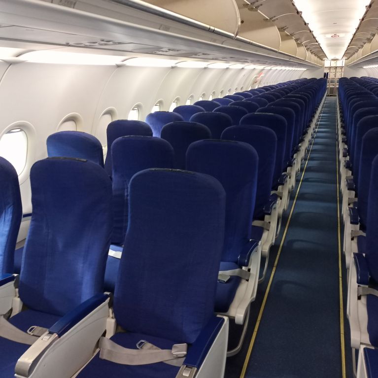 o220516_aircraft-seats_airbus-a320-family_zodiac-aerospace_3104-series-main
