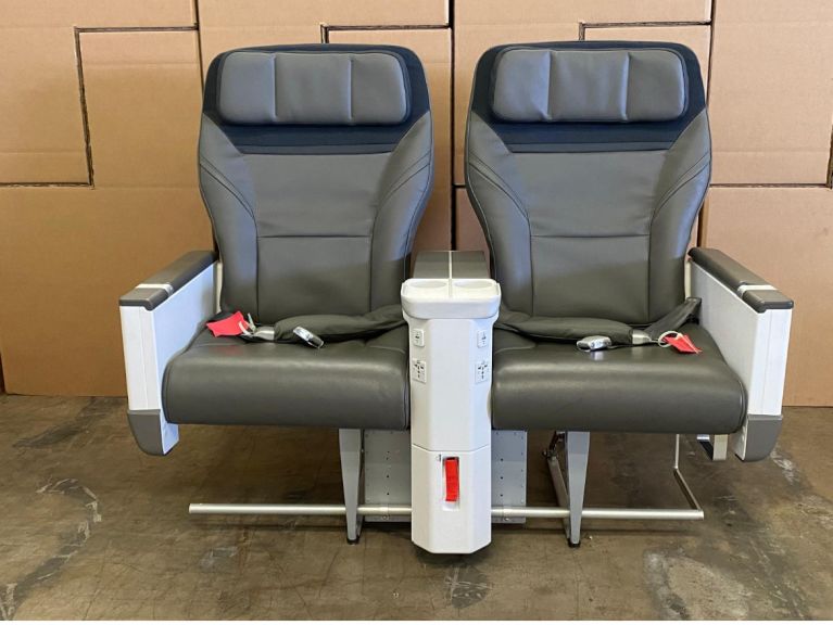 o250697_aircraft-seats_airbus-a320-family_recaro_4710ay54-main