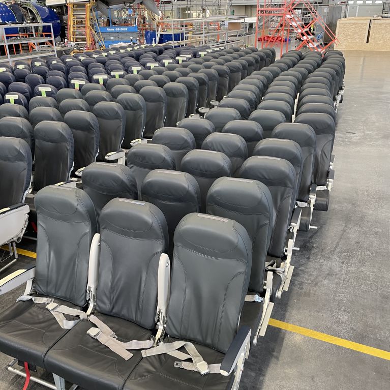 o260763_aircraft-seats_airbus-a320-family_recaro_3510a377-main
