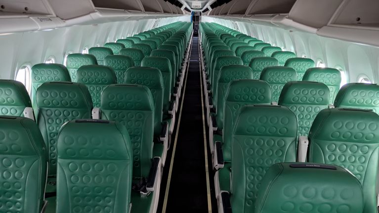 o250696_aircraft-seats_boeing-737-family_b-e-aerospace_pinnacle-1052209-series-main