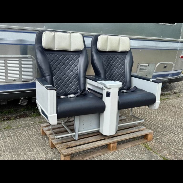 o260771_aircraft-seats_boeing-737-family_recaro_4710ay59-main